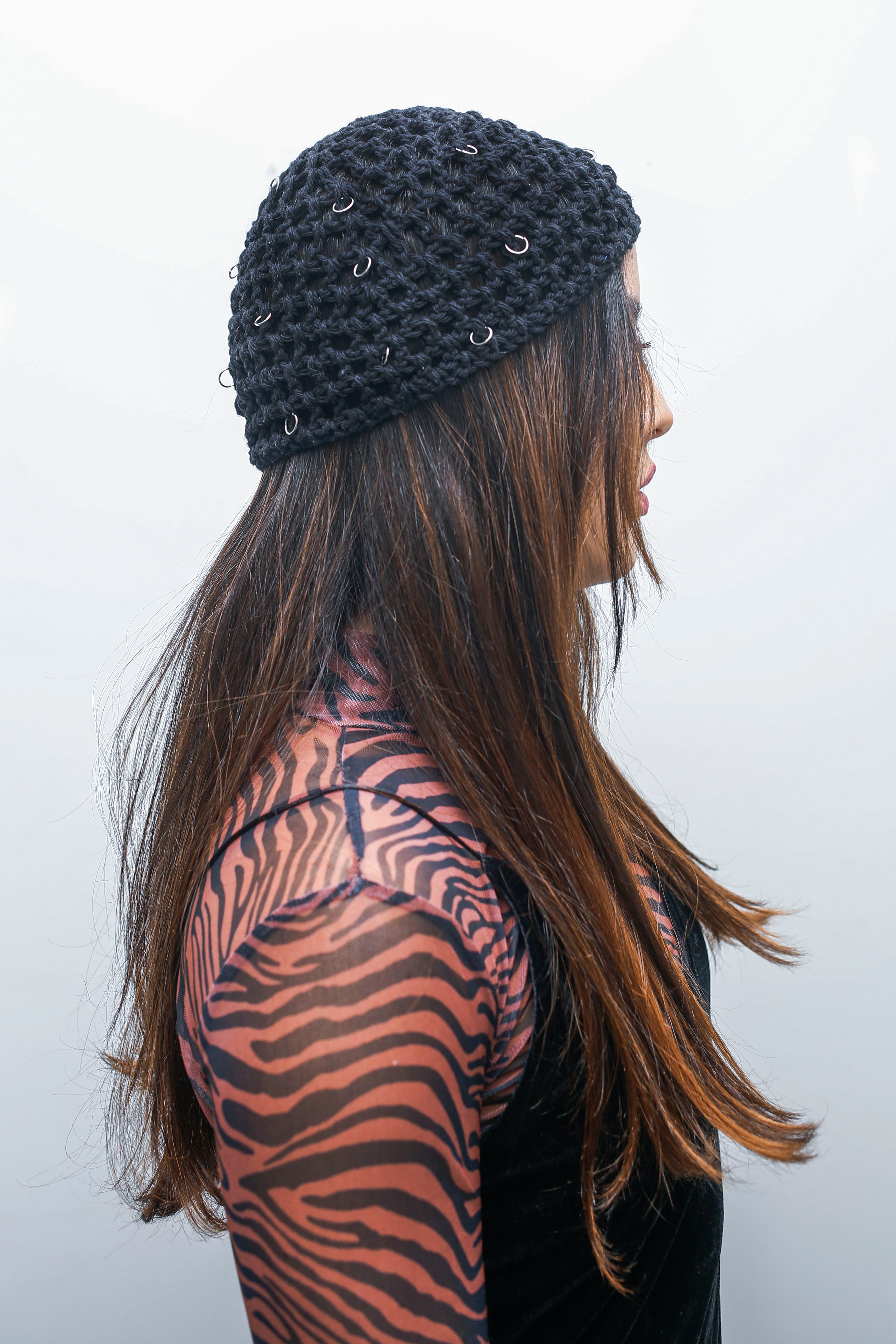 nextuser Handmade Crochet Collection—Black Mesh Skull Cap