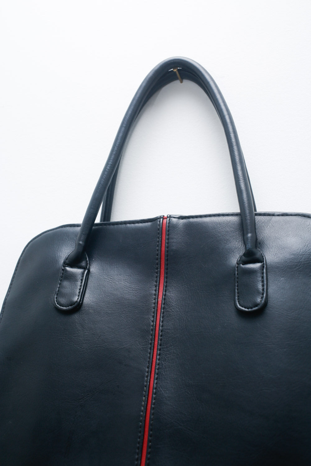 Structured Black Faux Leather Handbag with Red Stripe – nextuser