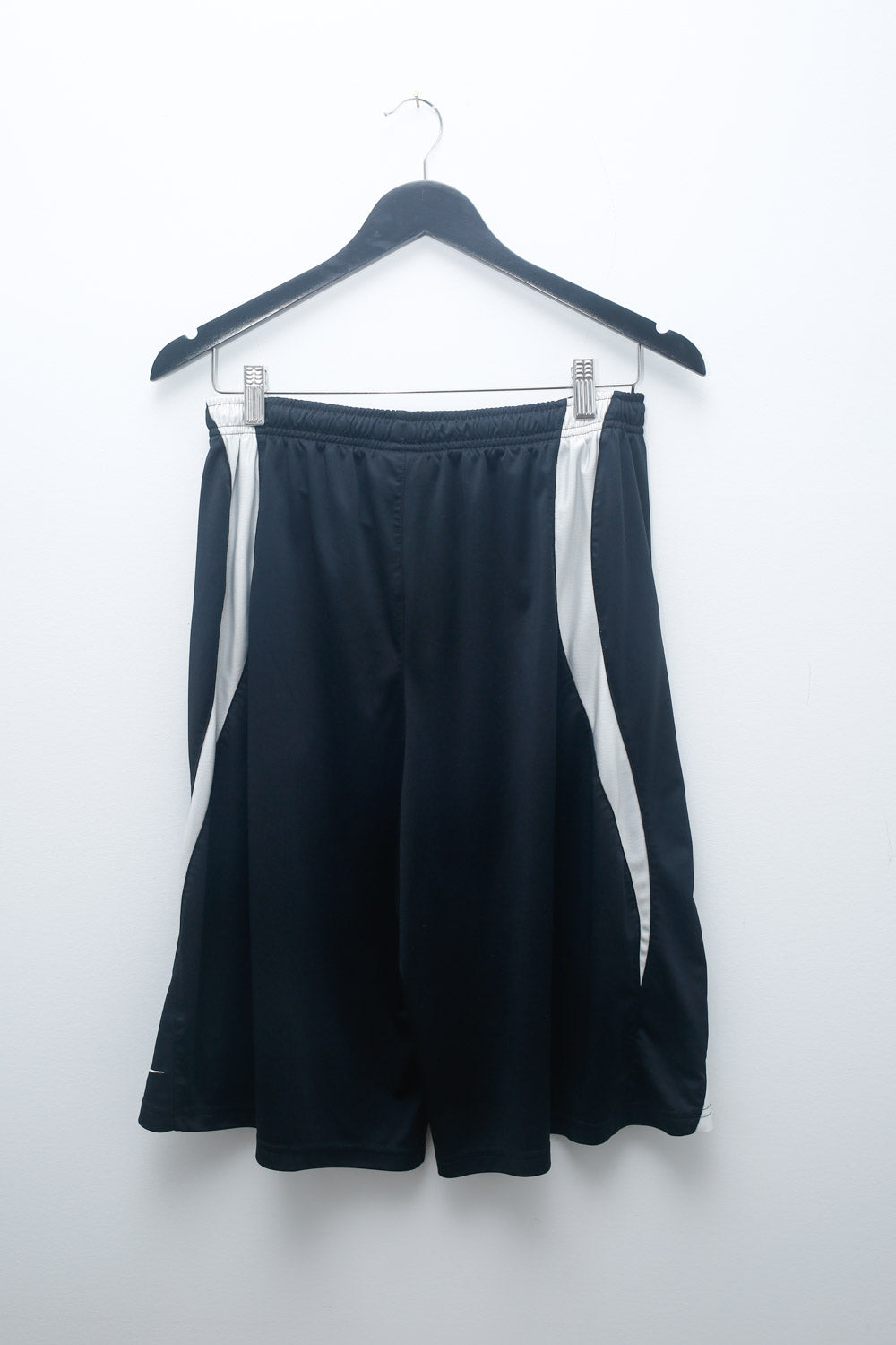 Nike Black & White Athletic Shorts – Vintage Sportswear Running Training
