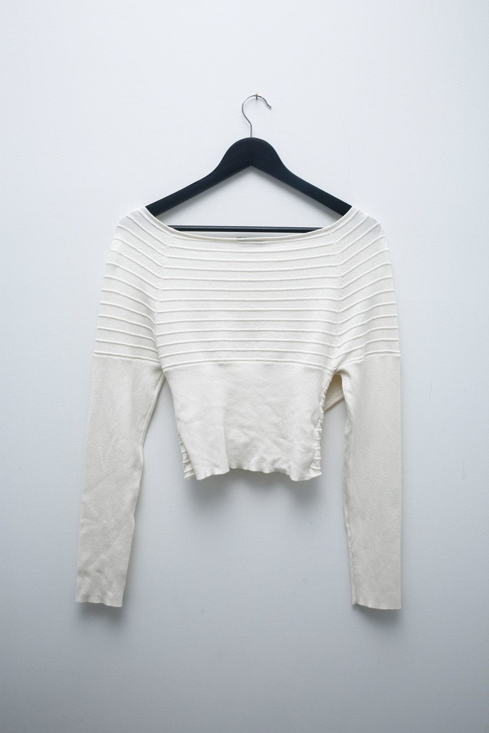 Guess White Knit Top – Draped Front Long Sleeve Ribbed Cropped Style