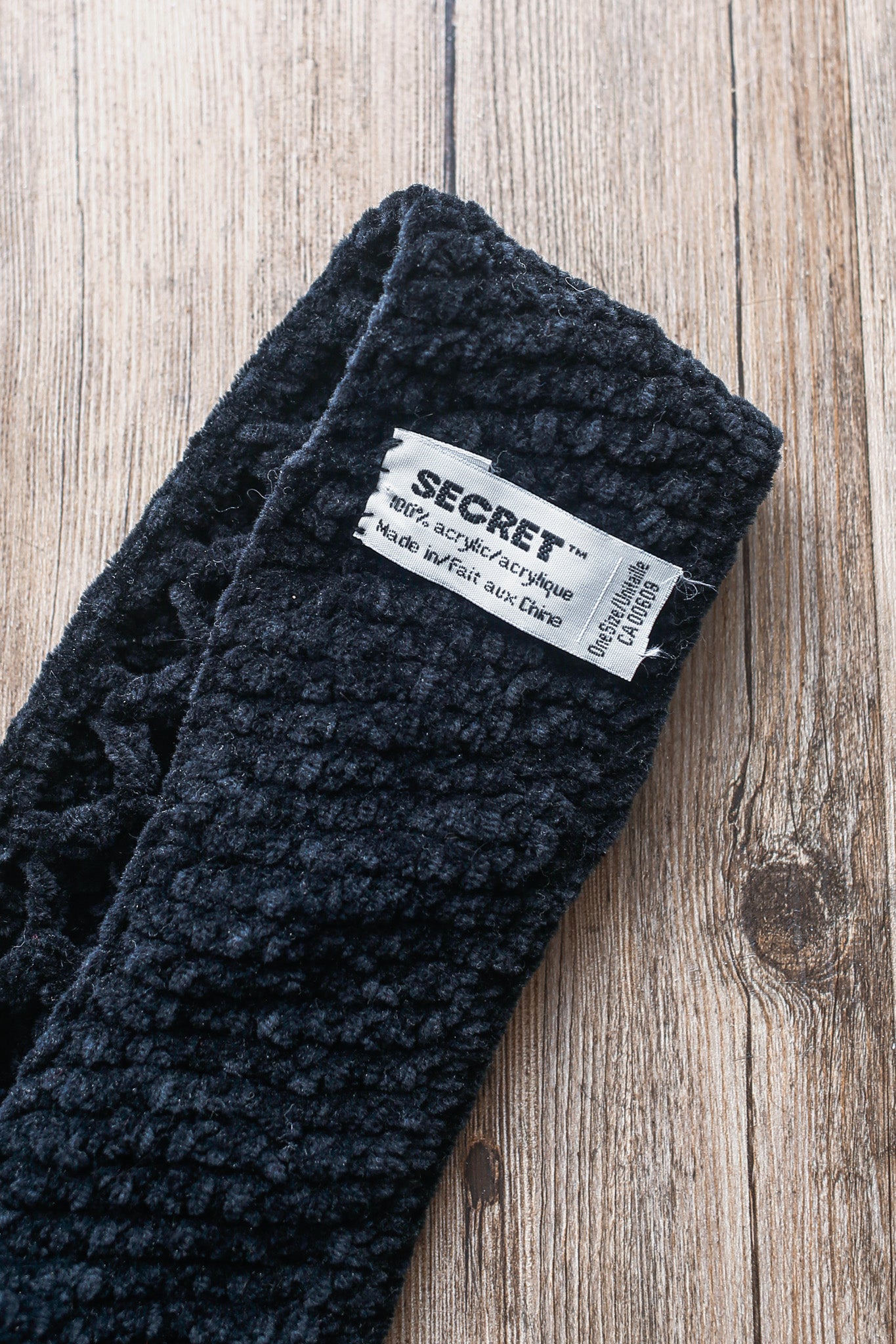 Vintage Black Textured Velvet Headband