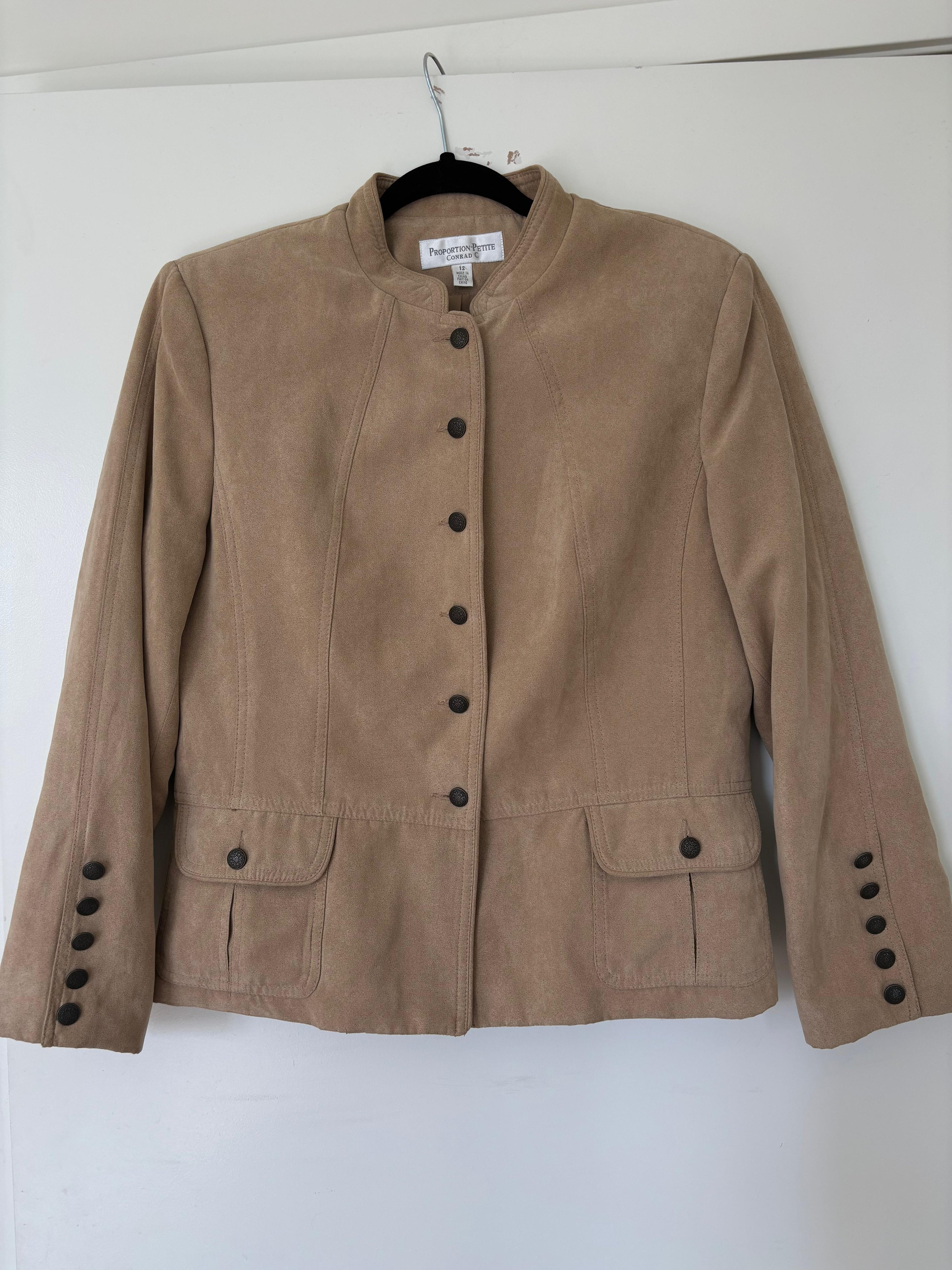 Beige Faux Suede Jacket – Vintage Button-Detail Sleeves & Flap Pockets