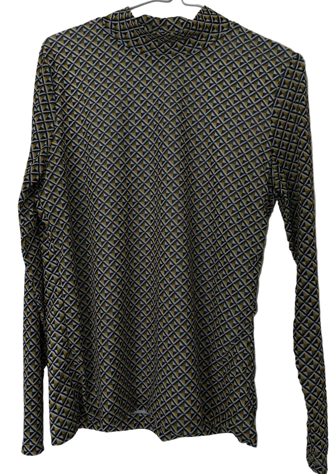Long-sleeve shirt with geometric pattern