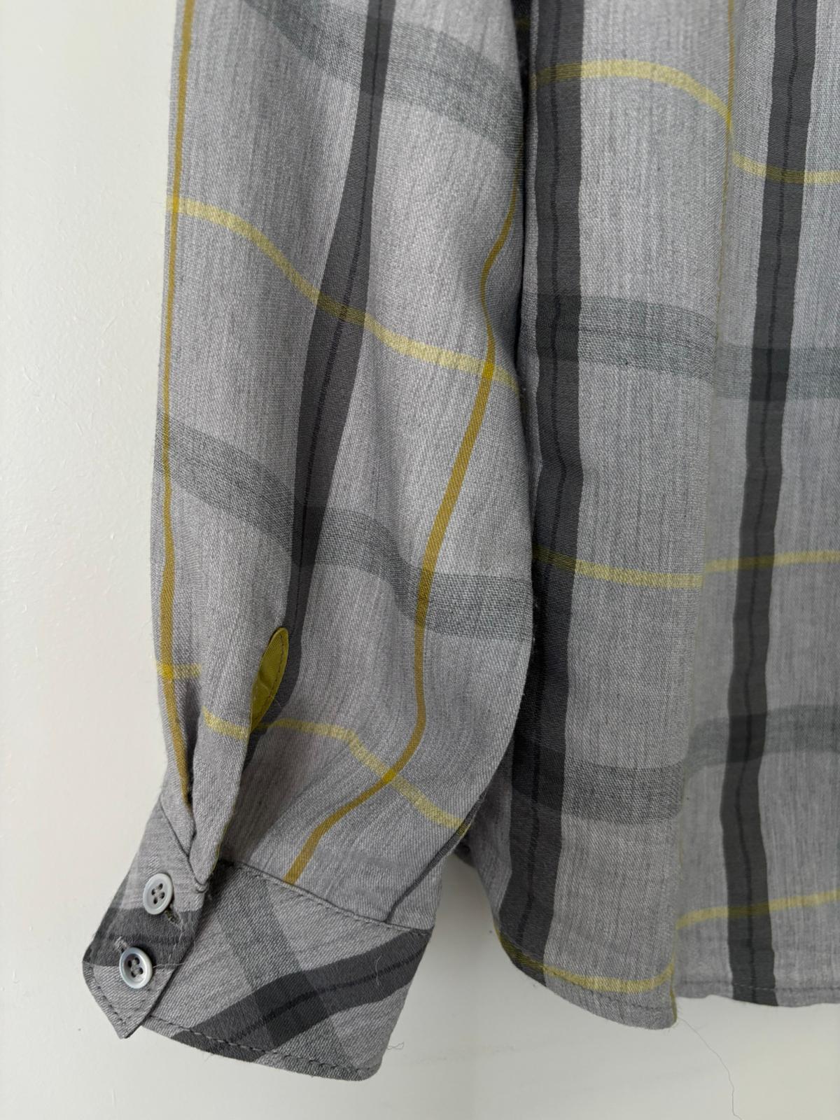 Bianca Grey Long Sleeve Button-Down Shirt size S